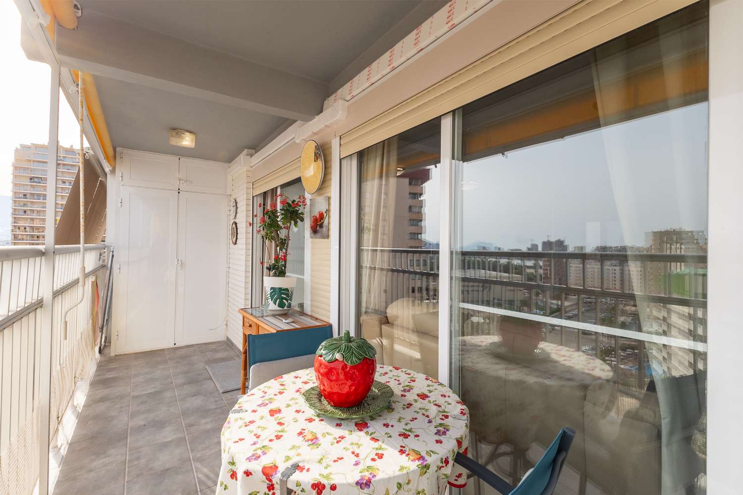 Apartament z 2 sypialniami i widokiem na morze w Calpe (Costa Blanca)