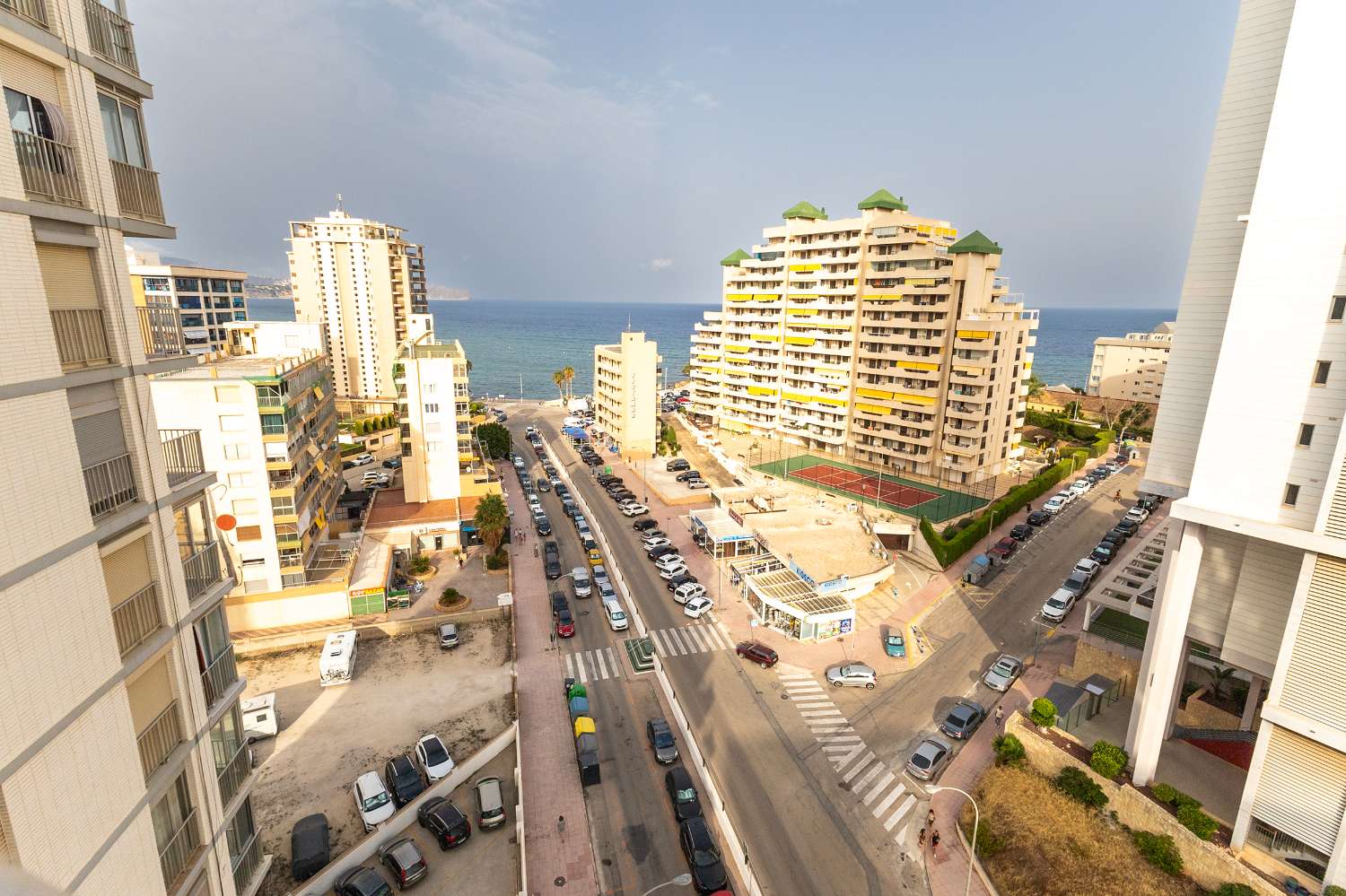 Apartament z 2 sypialniami i widokiem na morze w Calpe (Costa Blanca)