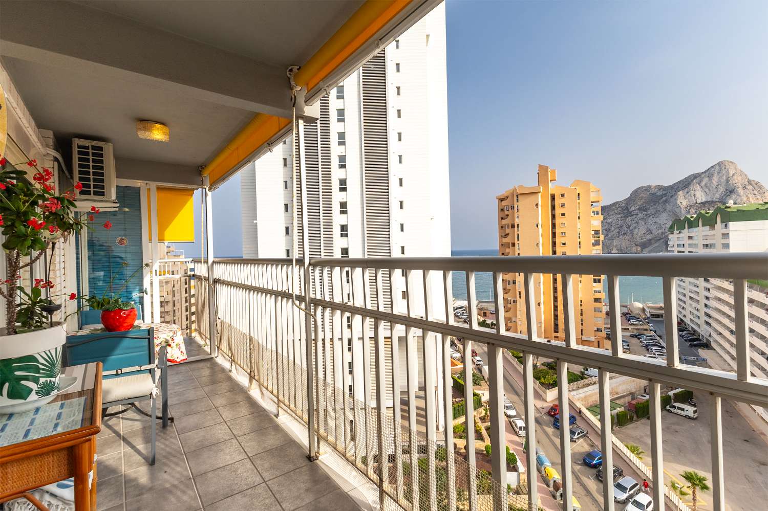 Apartament z 2 sypialniami i widokiem na morze w Calpe (Costa Blanca)