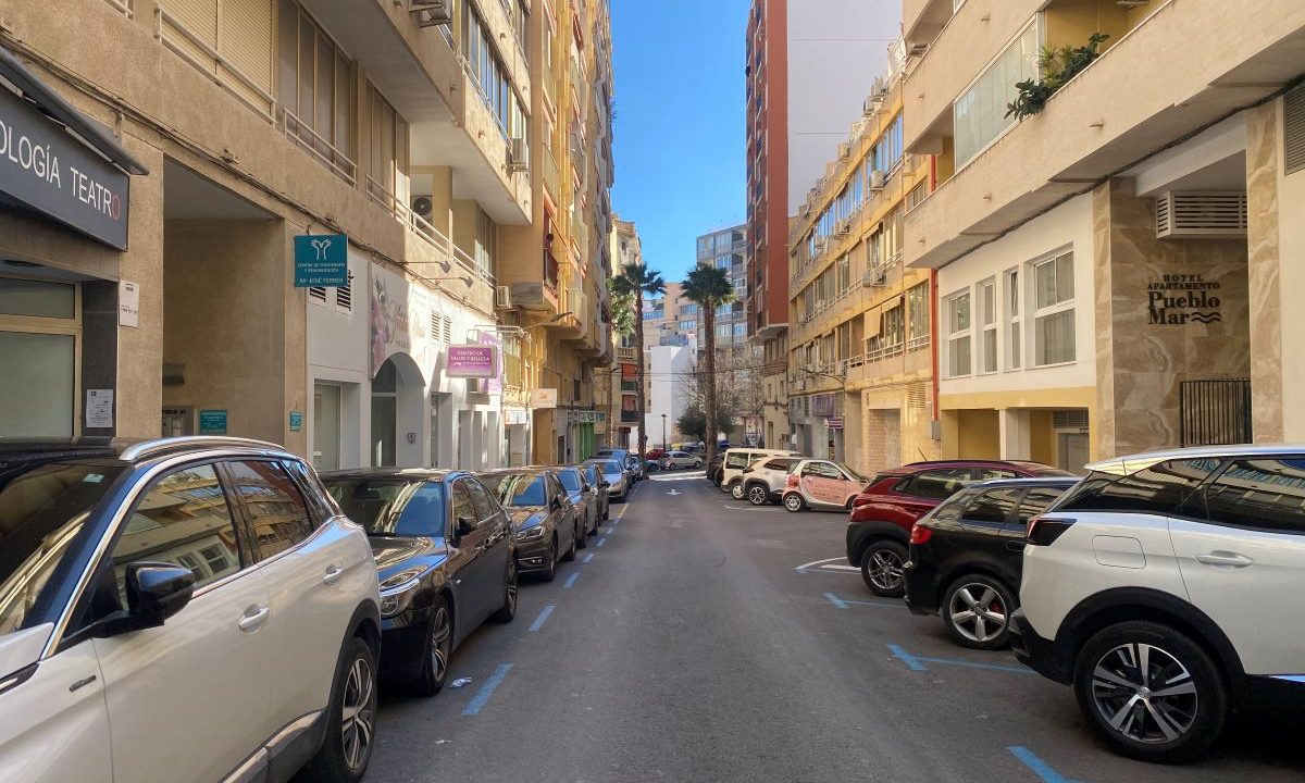 Commercieel pand van 162 m2 in Calpe (Alicante)