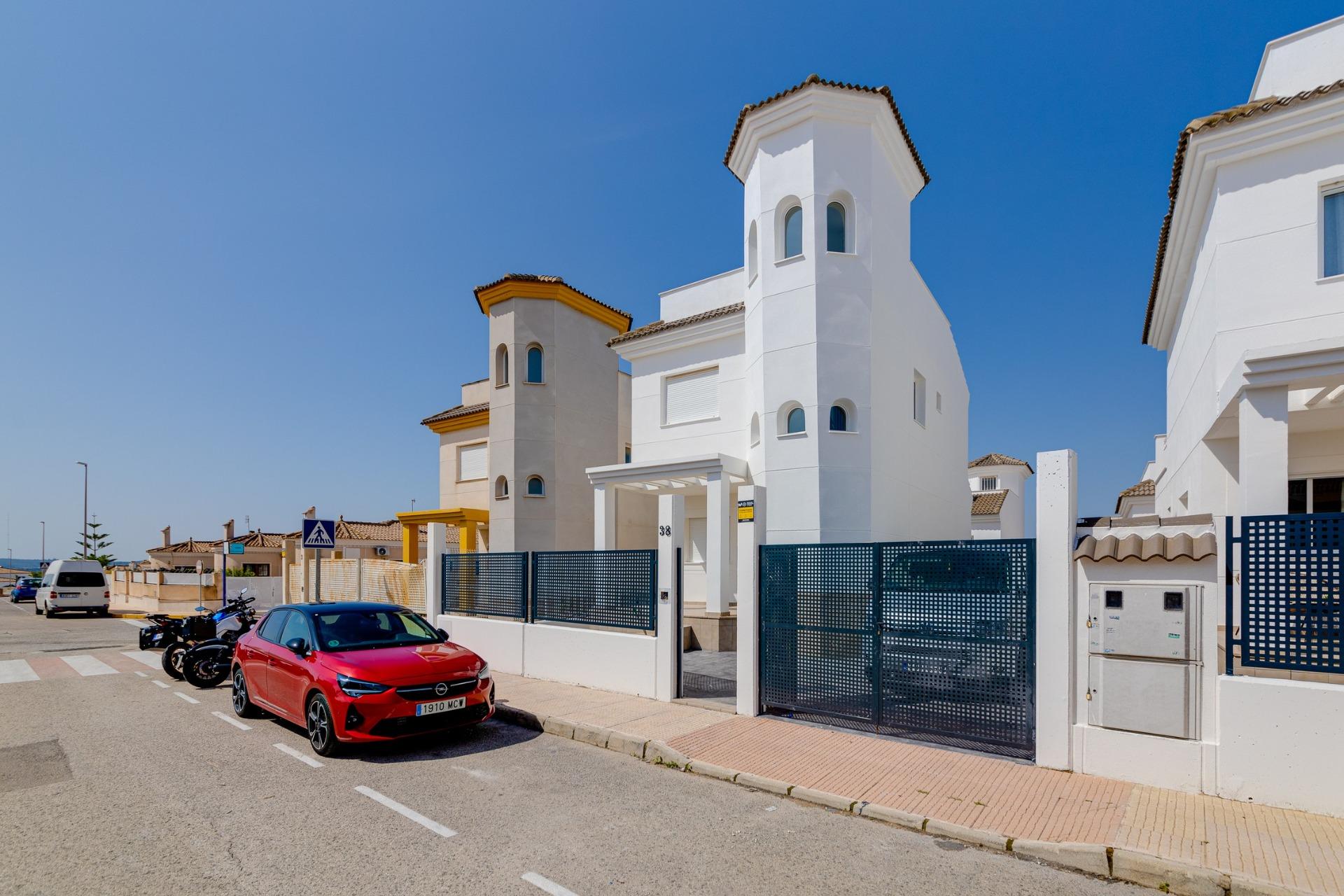 Villa till salu i San Fulgencio