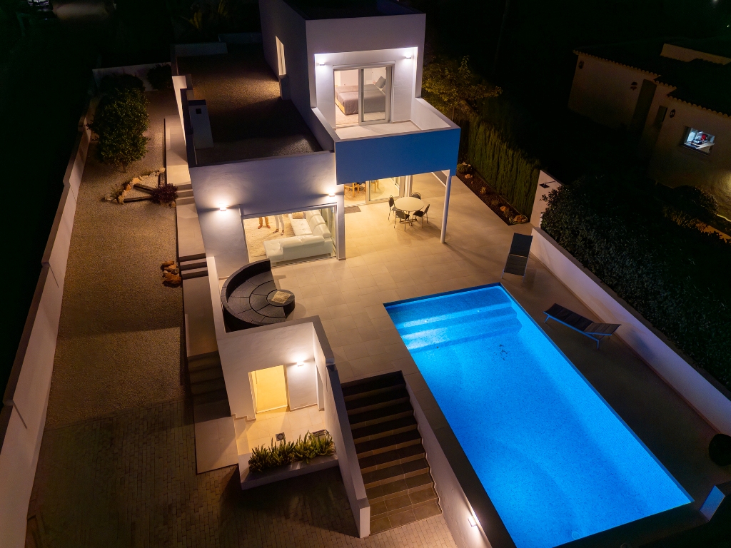 Moderne Villa zum Verkauf mit Meerblick in Calpe (Costa Blanca, Alicante)
