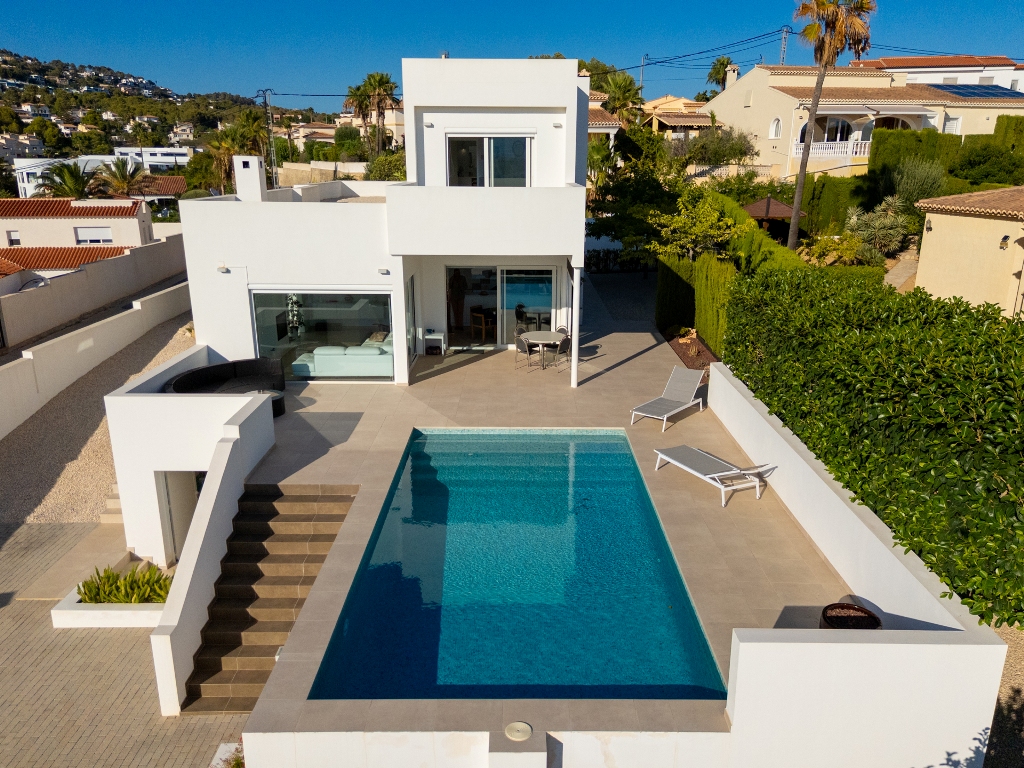 Moderne Villa zum Verkauf mit Meerblick in Calpe (Costa Blanca, Alicante)
