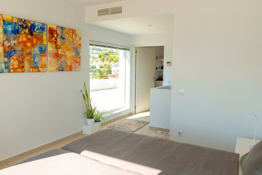 Moderne Villa zum Verkauf mit Meerblick in Calpe (Costa Blanca, Alicante)