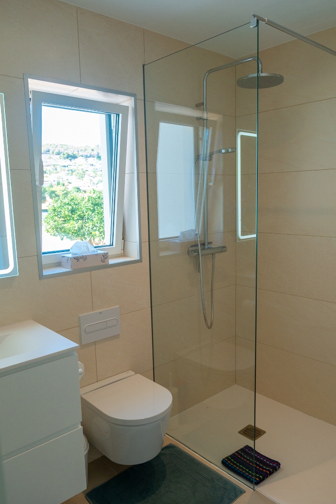 Moderne Villa zum Verkauf mit Meerblick in Calpe (Costa Blanca, Alicante)