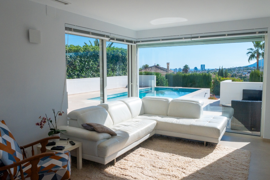 Moderne Villa zum Verkauf mit Meerblick in Calpe (Costa Blanca, Alicante)