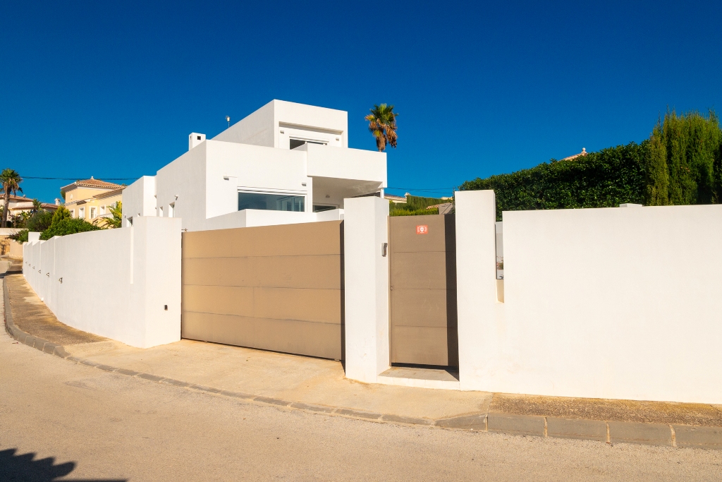 Moderne Villa zum Verkauf mit Meerblick in Calpe (Costa Blanca, Alicante)