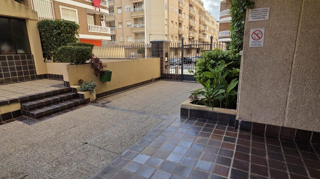 Apartamento 3 dormitorios a 700 m de la playa en Torrevieja_Alicante_Costa Blanca Sur