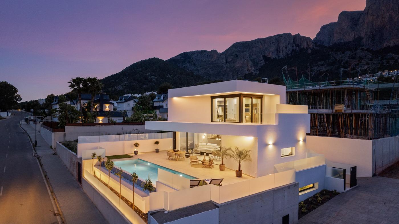 فيلا للبيع في Polop