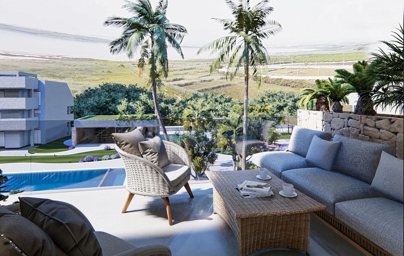 شقة للبيع في Guardamar del Segura