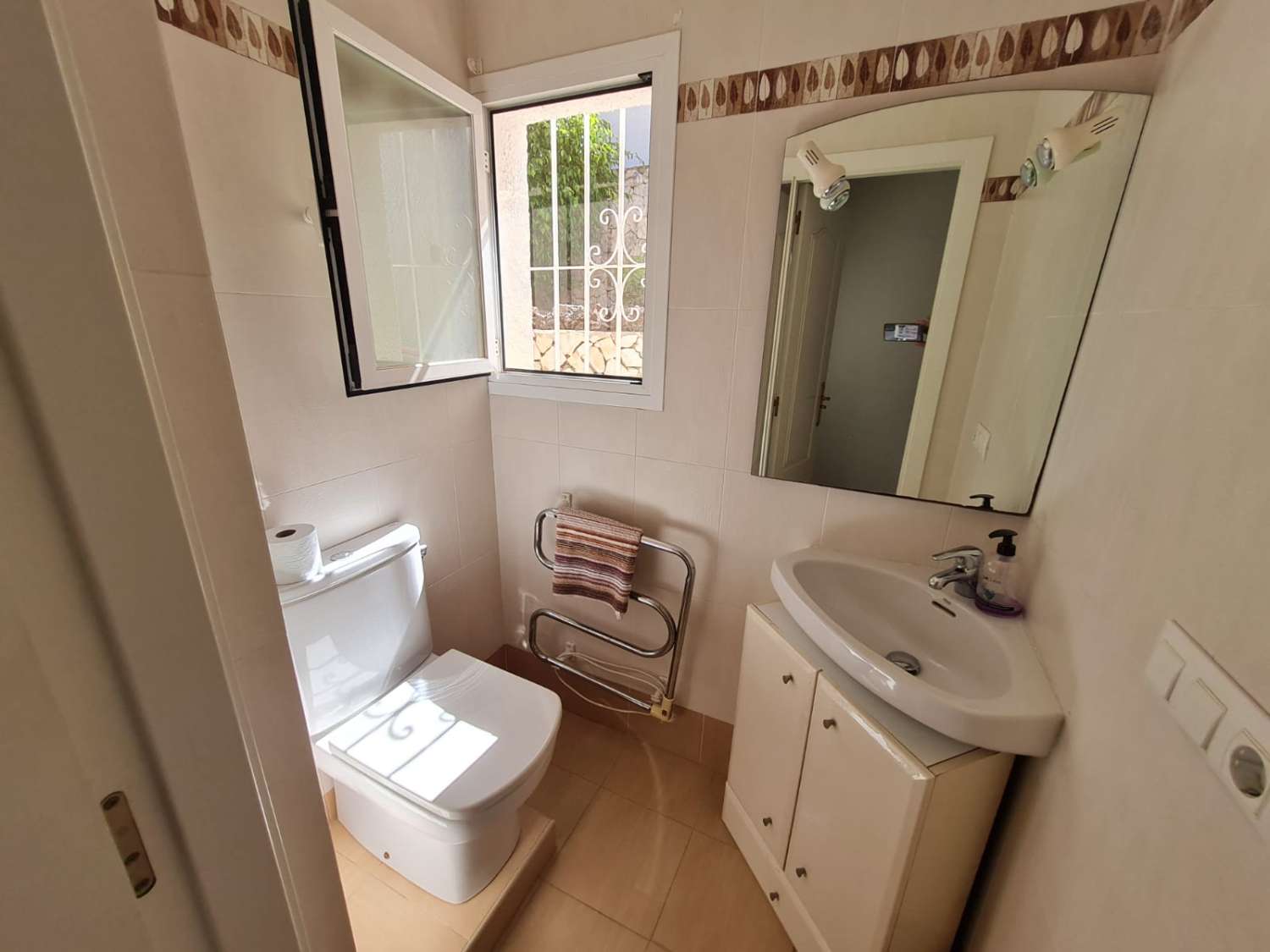 Chalet independiente con piscina y 3 dormitorios en Calpe_Alicante_Costa Blanca Norte