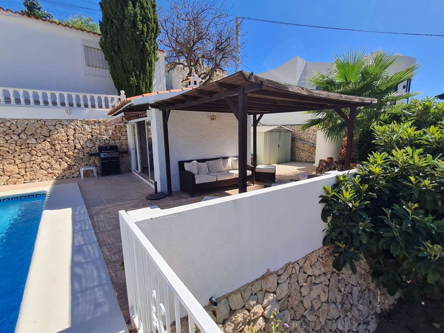 Chalet independiente con piscina y 3 dormitorios en Calpe_Alicante_Costa Blanca Norte