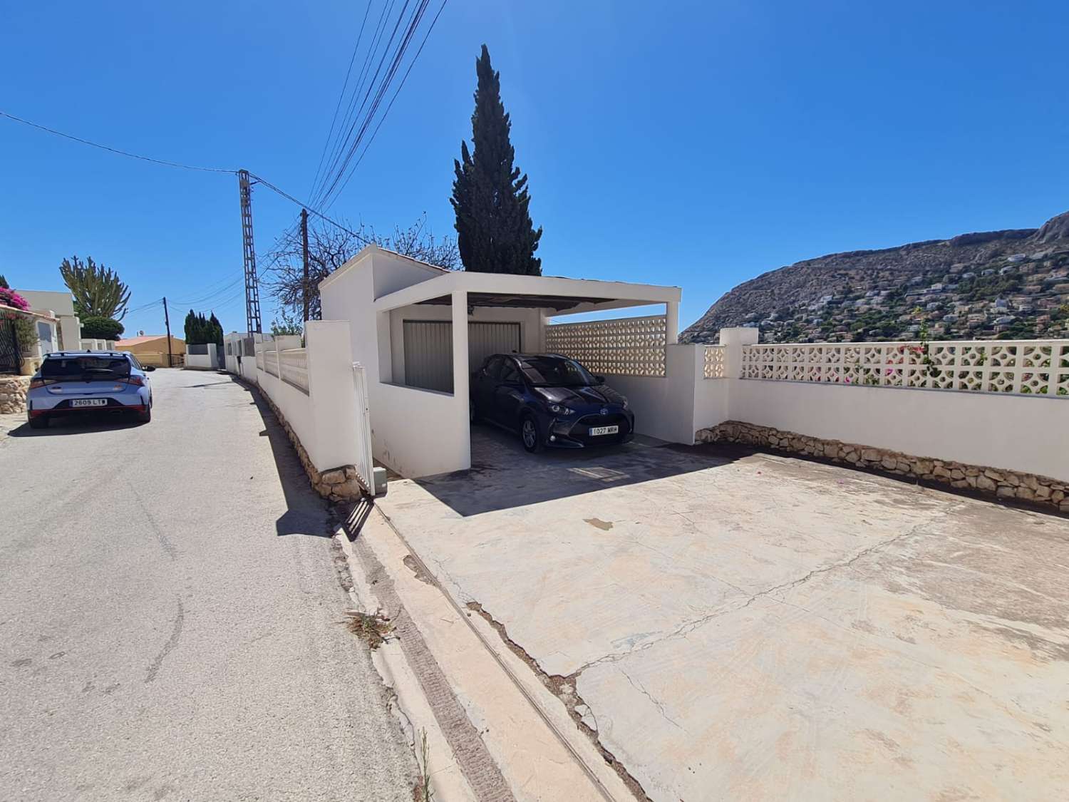 Chalet independiente con piscina y 3 dormitorios en Calpe_Alicante_Costa Blanca Norte