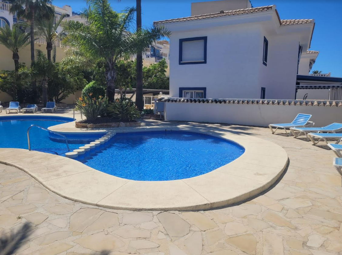 Maison d'habitation avec 2 chambres, parking et piscine à Calpe_Alicante_Costa Blanca Norte