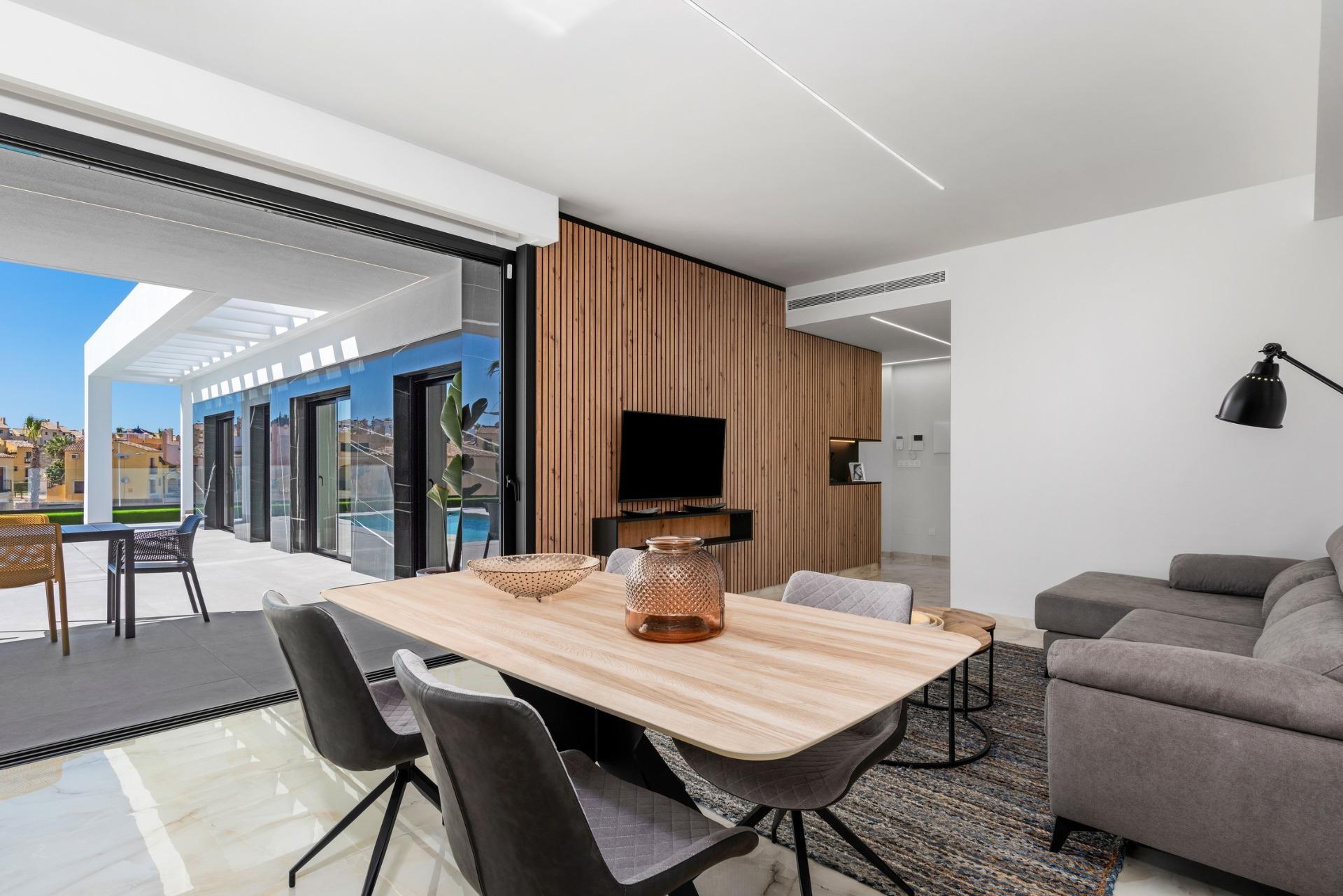 Vila v prodeji in Algorfa