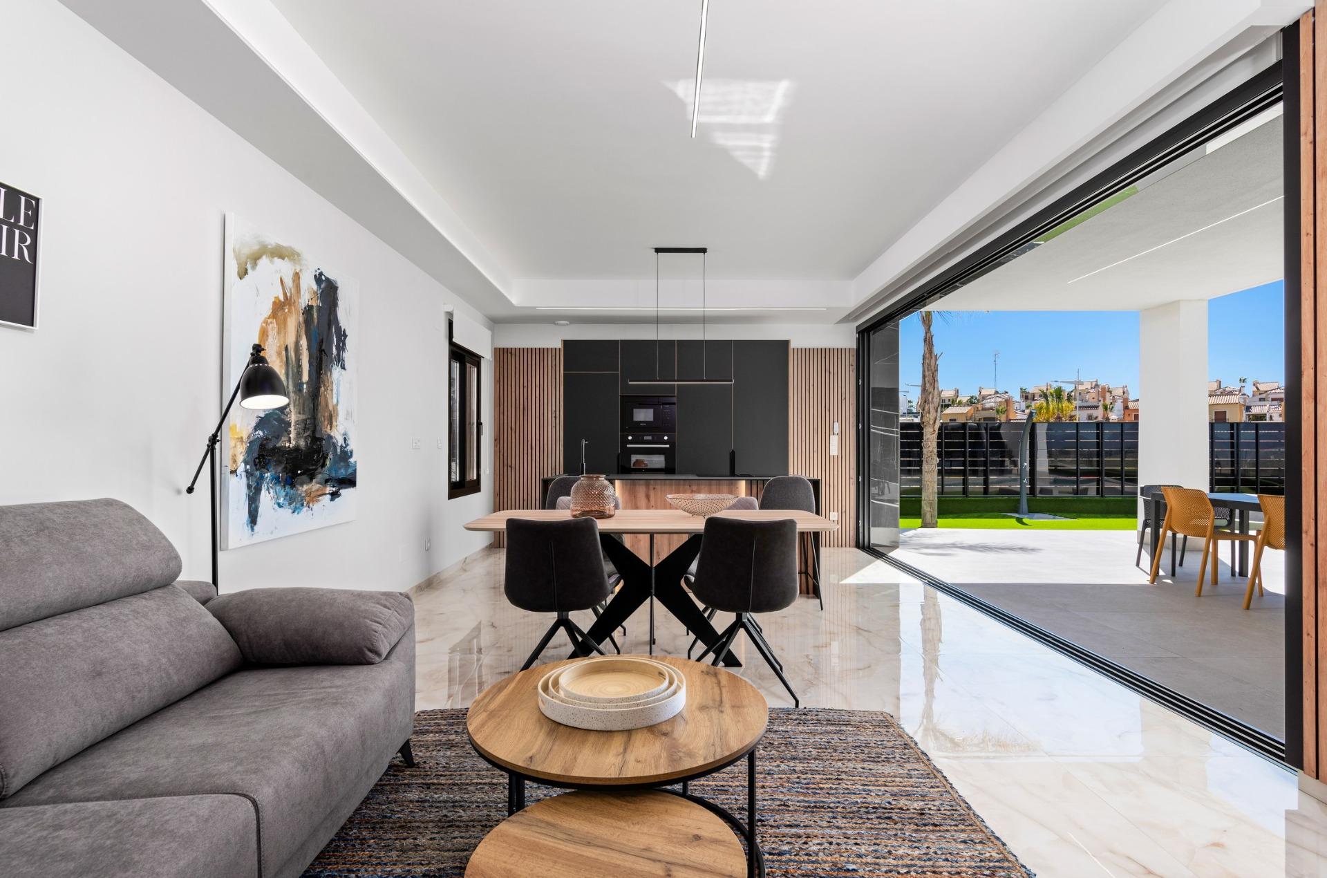 Vila v prodeji in Algorfa