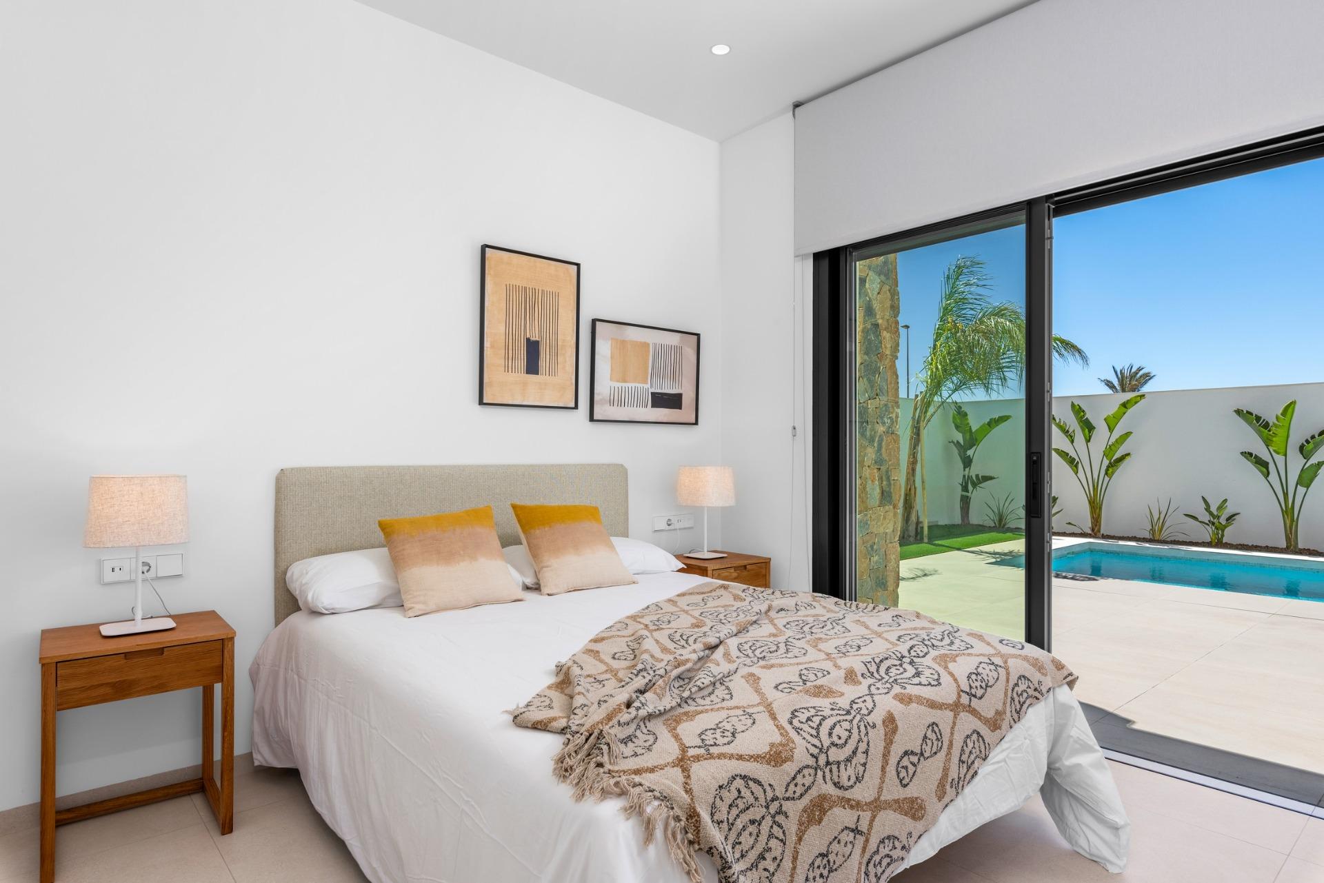 Villa en venta en Los Alcázares