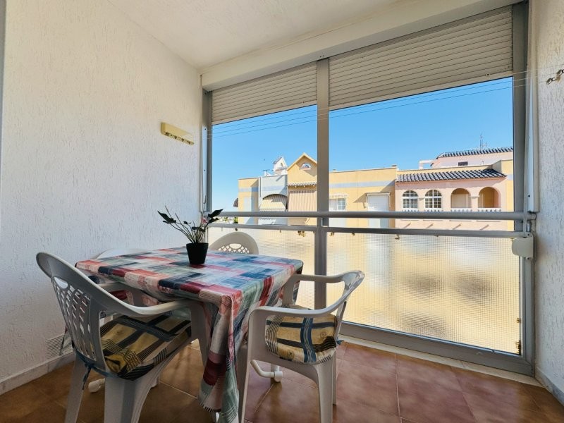 Appartement de 2 chambres avec piscine, garage et à 200 m de la plage à La Mata_Torrevieja_Alicante