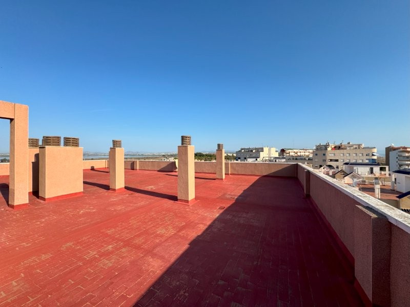 Appartement de 2 chambres avec piscine, garage et à 200 m de la plage à La Mata_Torrevieja_Alicante