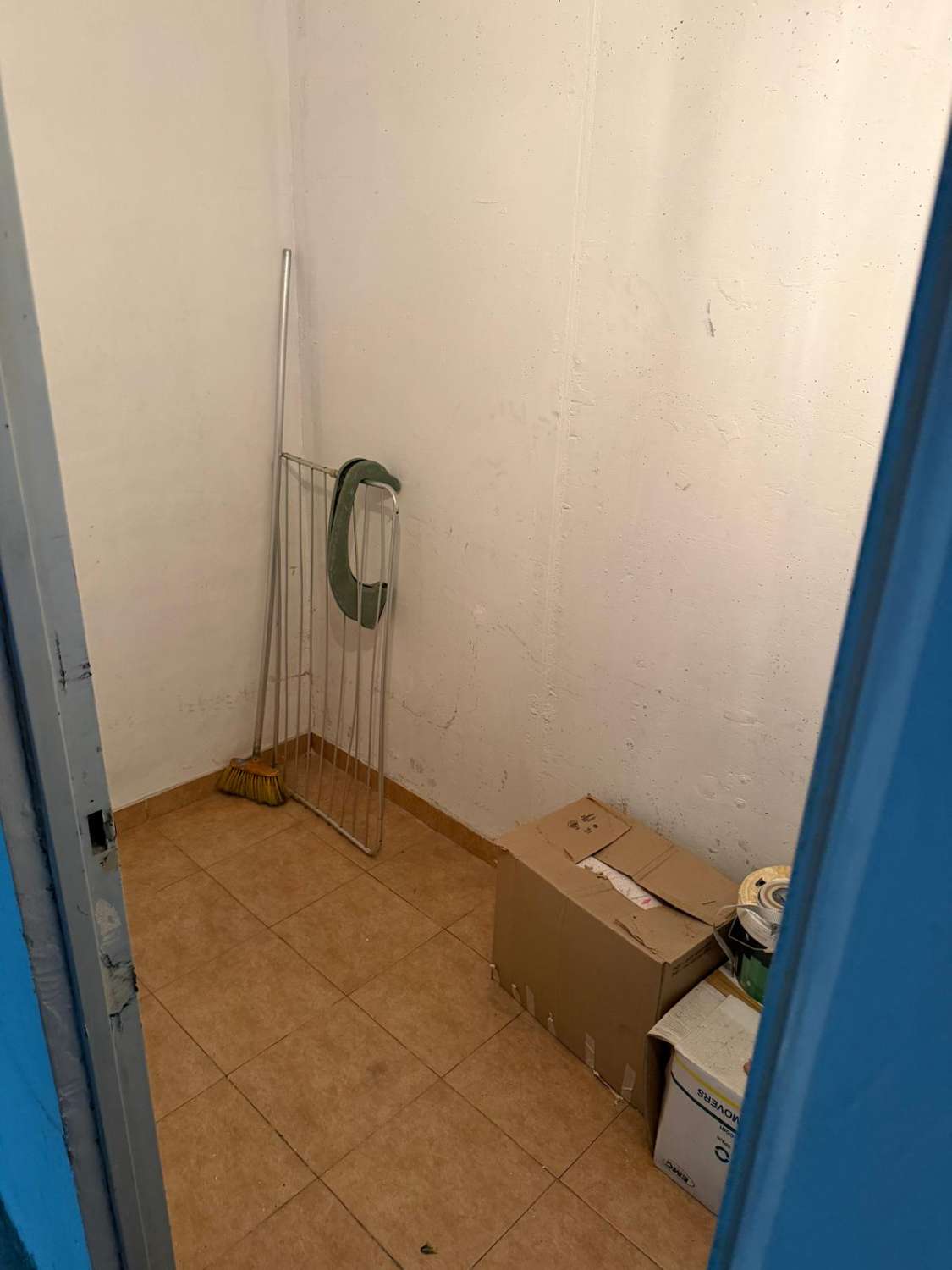 Apartamento con 2 dormitorios, parking, trastero, piscina y vistas mar en Cartagena (Murcia)