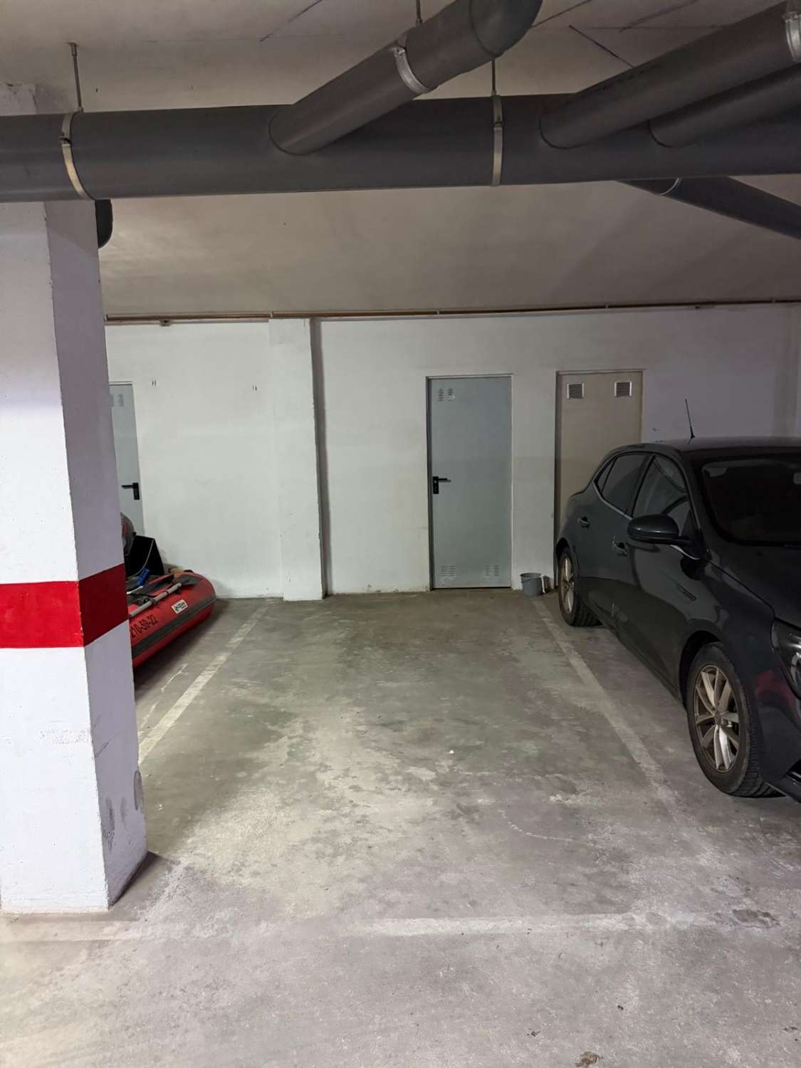 Apartamento con 2 dormitorios, parking, trastero, piscina y vistas mar en Cartagena (Murcia)