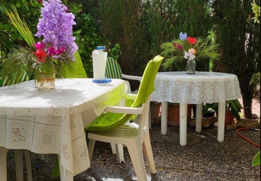 Bungalow op de begane grond met 2 slaapkamers en gemeenschappelijk zwembad in Orihuela Costa (Alicante).