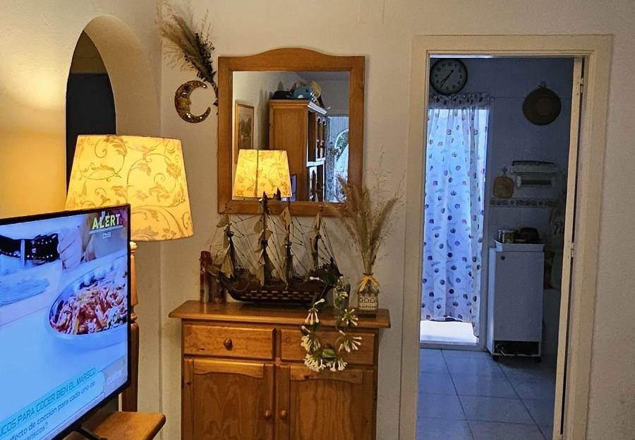 Bungalow op de begane grond met 2 slaapkamers en gemeenschappelijk zwembad in Orihuela Costa (Alicante).