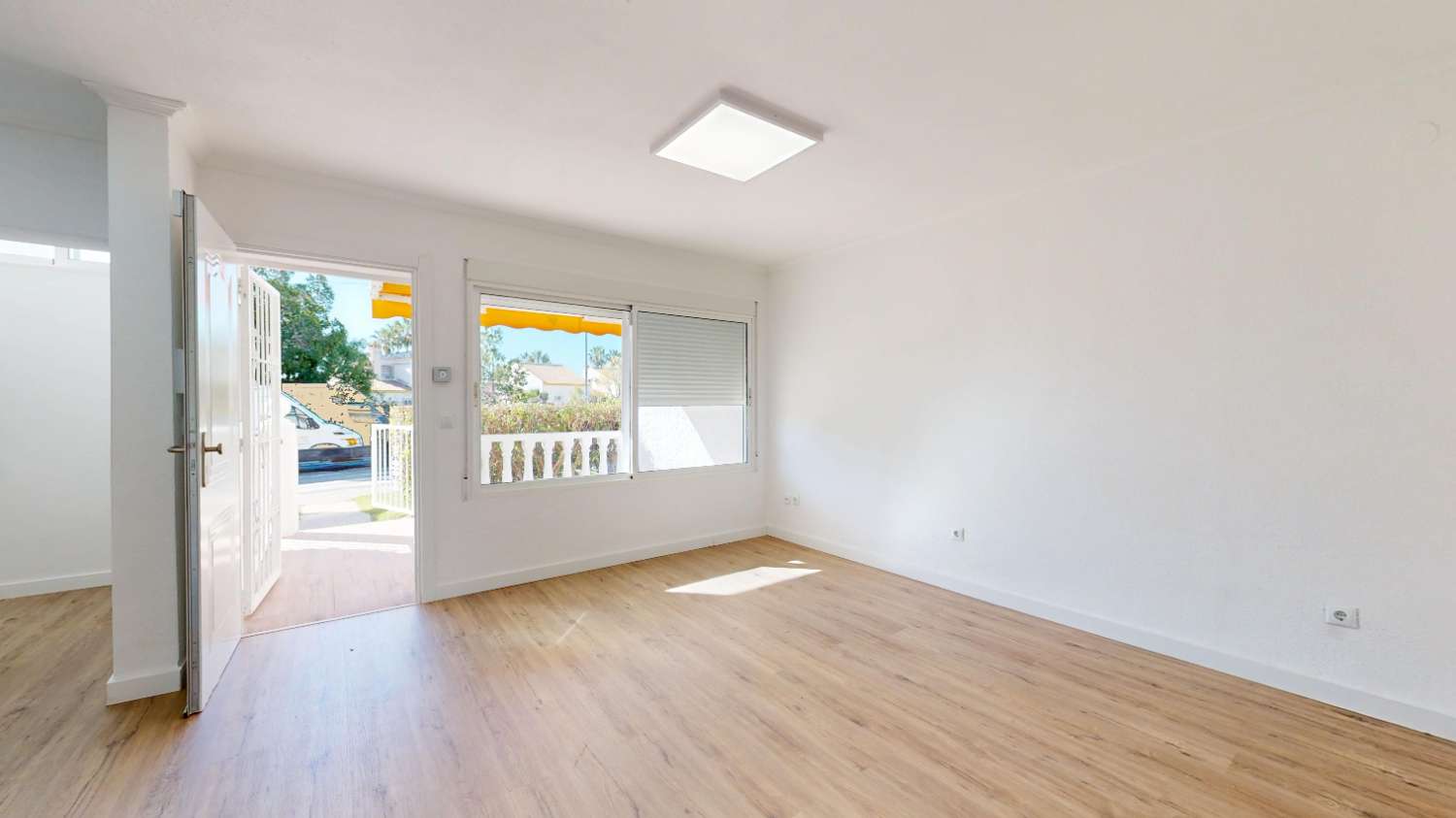 Bungalov v prodeji in Villamartín-Las Filipinas (Orihuela)