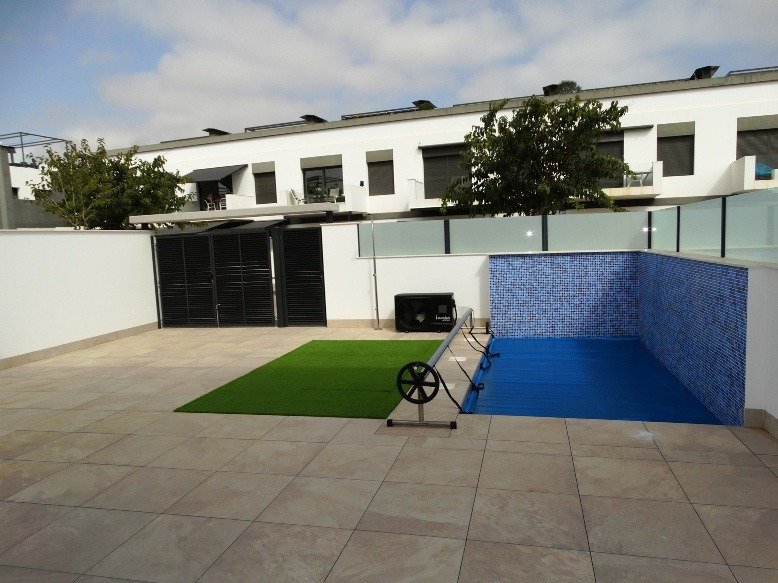 Villa te koop in Pilar de la Horadada