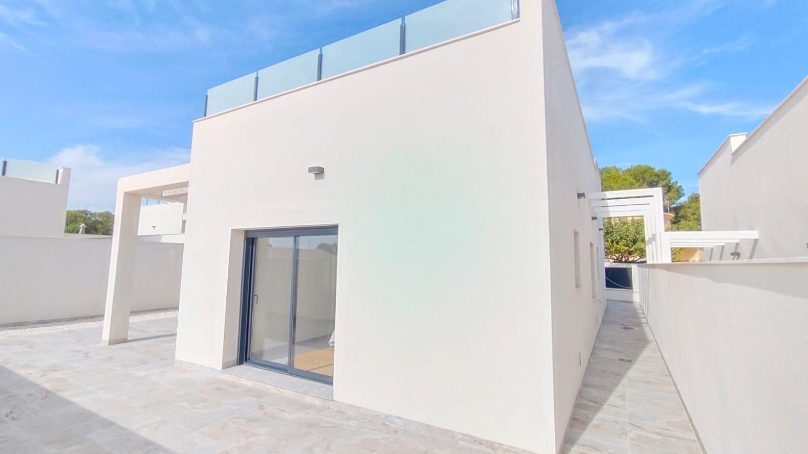 Villa te koop in Pilar de la Horadada