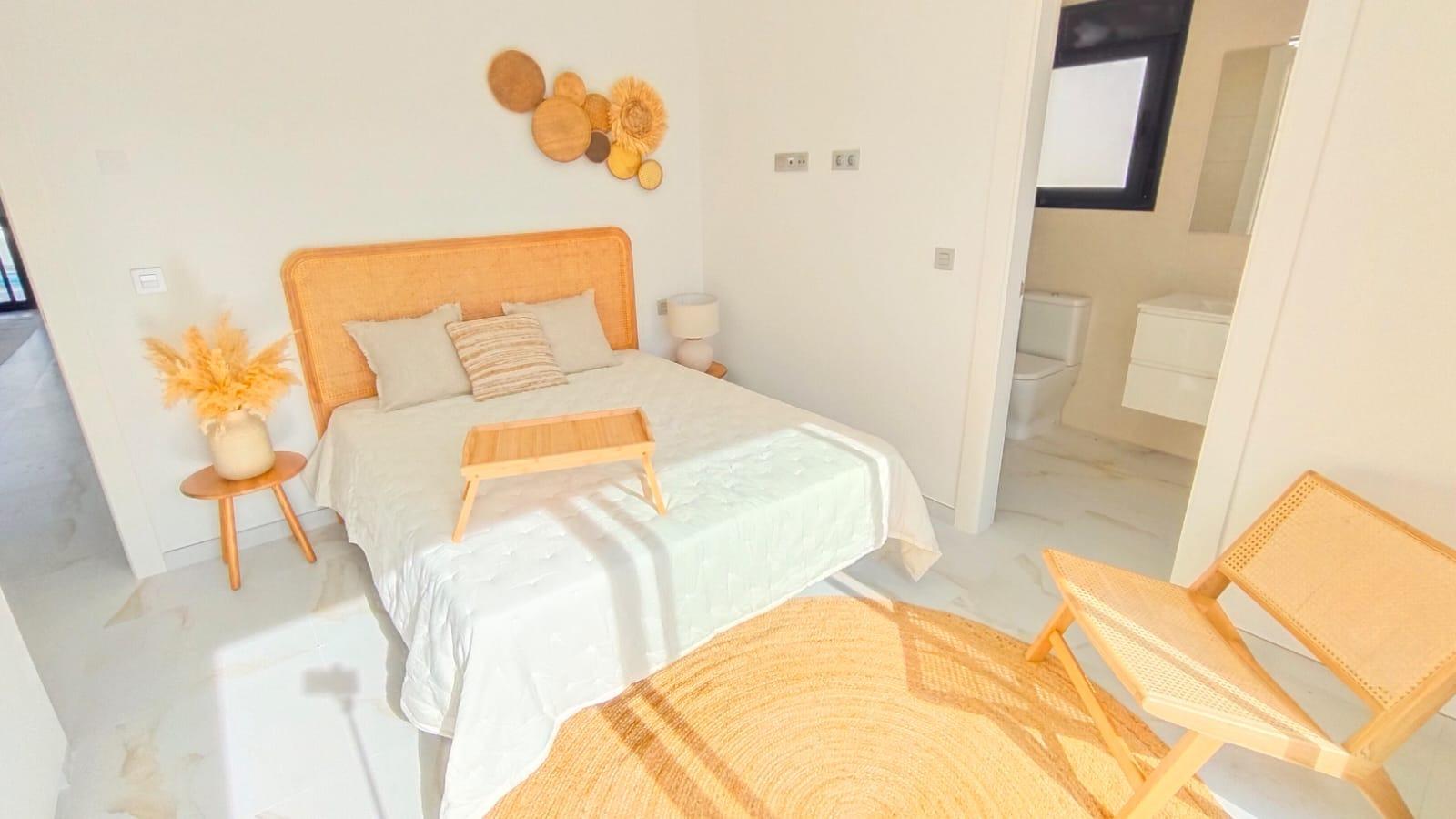 Villa te koop in Pilar de la Horadada