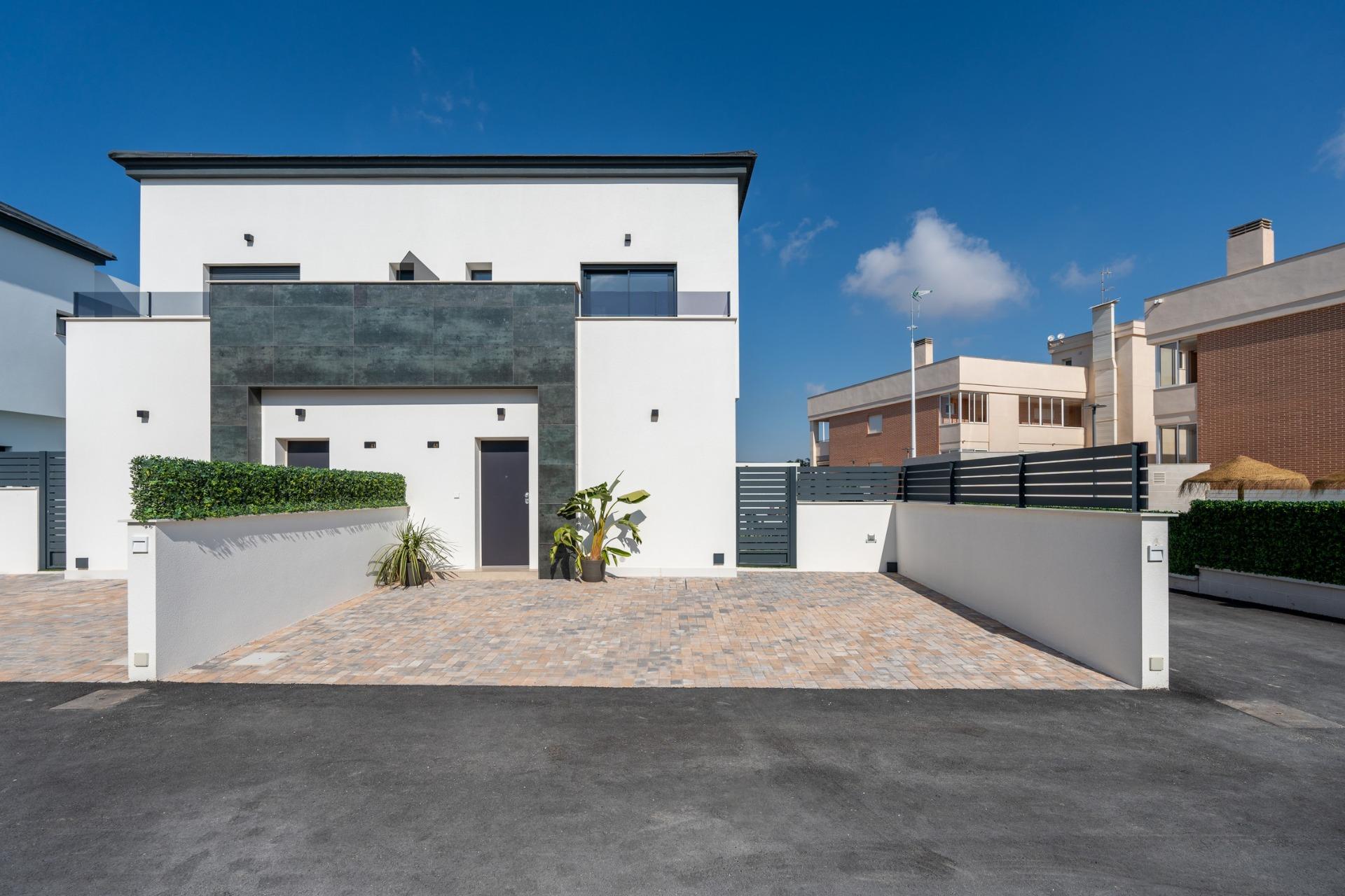 Дом в продаже в Gran Alacant (Santa Pola)