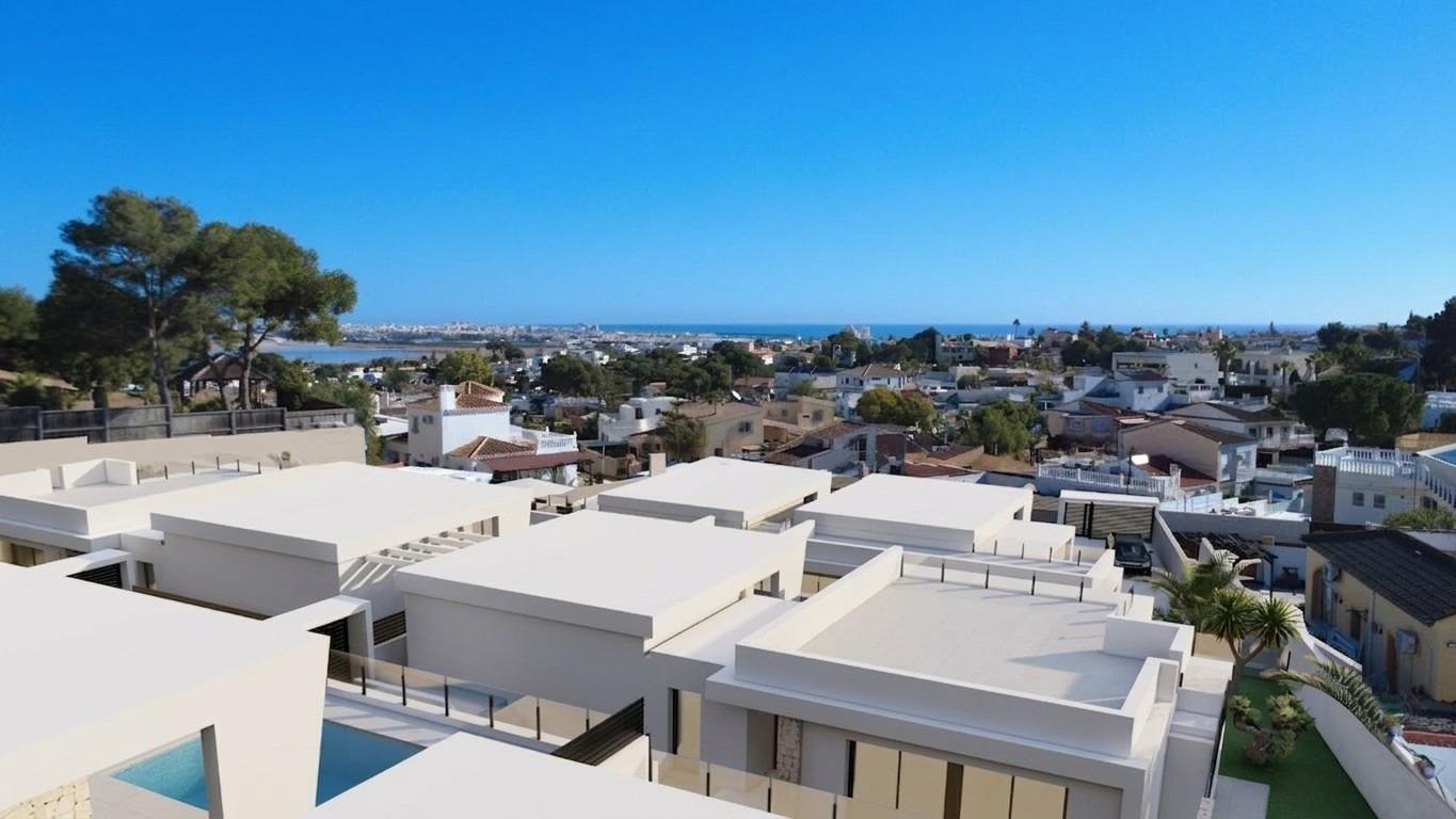 Вилла в продаже в Torrevieja