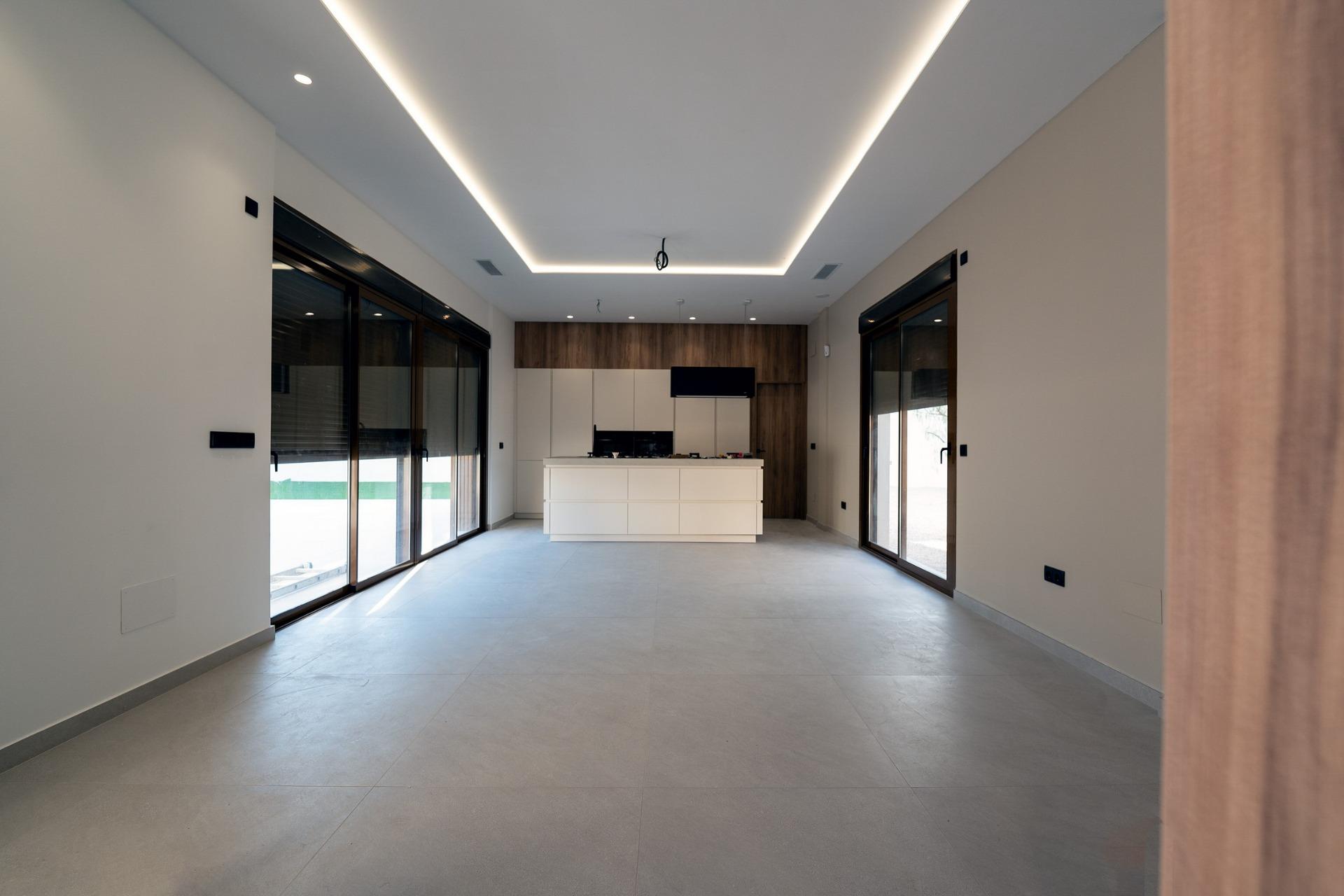 Villa for sale in Benejúzar