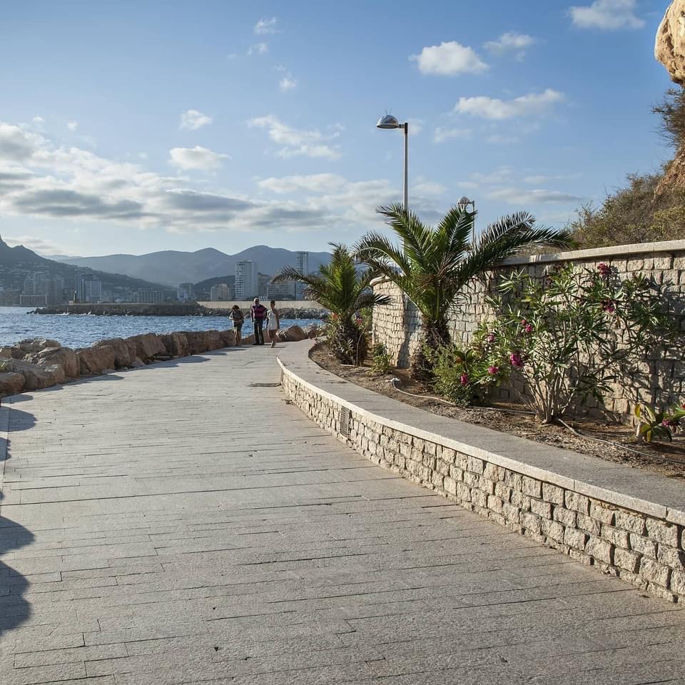 2-Sterne-Hotel mit brandneuen Einrichtungen in Calpe.