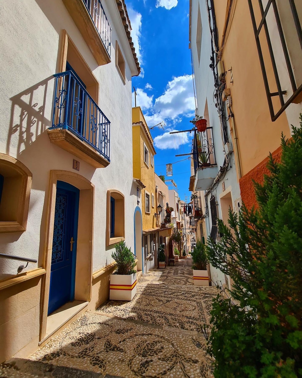 2-Sterne-Hotel mit brandneuen Einrichtungen in Calpe.