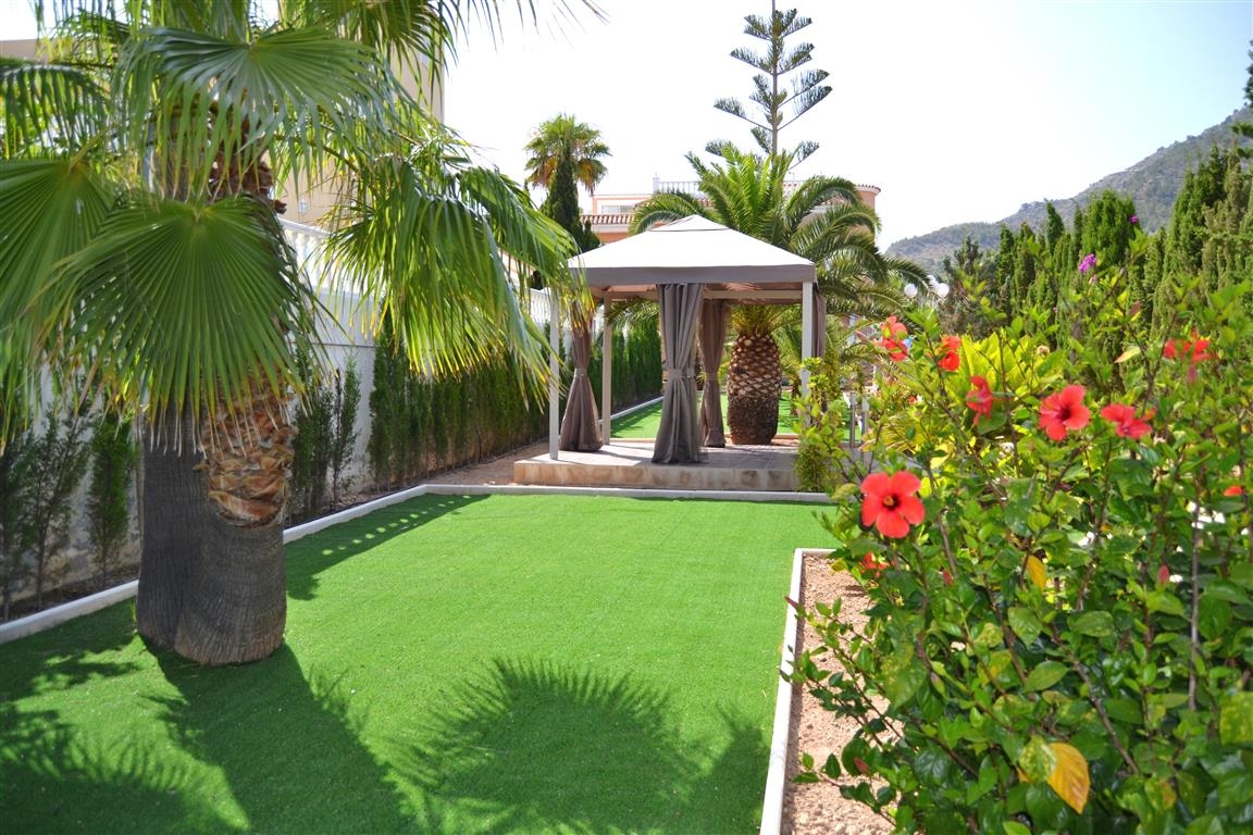 Luxe villa met zeezicht in Calpe (Costa Blanca)