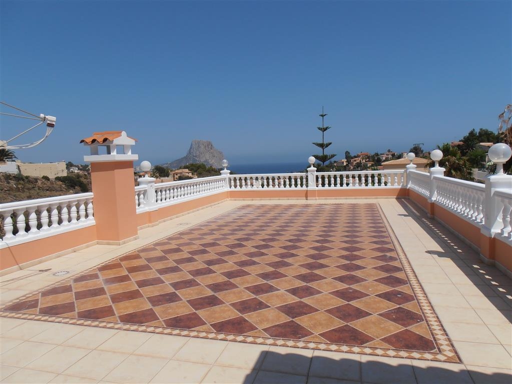 Luxe villa met zeezicht in Calpe (Costa Blanca)