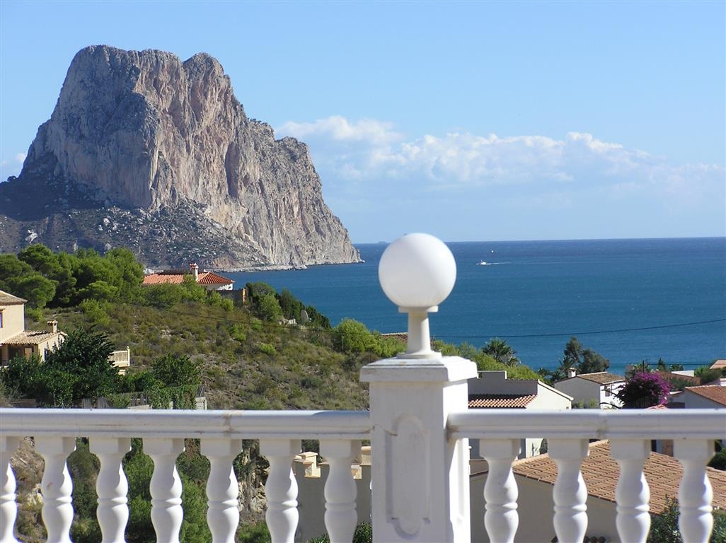 Luxe villa met zeezicht in Calpe (Costa Blanca)