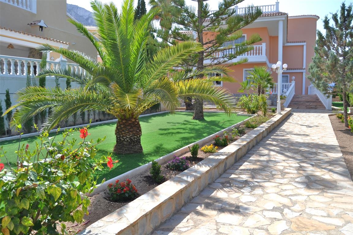 Luxe villa met zeezicht in Calpe (Costa Blanca)