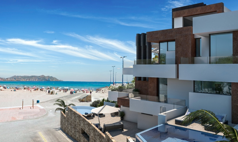 Luxurious apartments (8 units) on the 1st line of the Poniente beach in Benidorm (Costa Blanca)